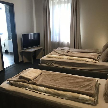 4 Haloszobas Pihenj Meg Vendeghaz Nyiregyhaza Luaran gambar